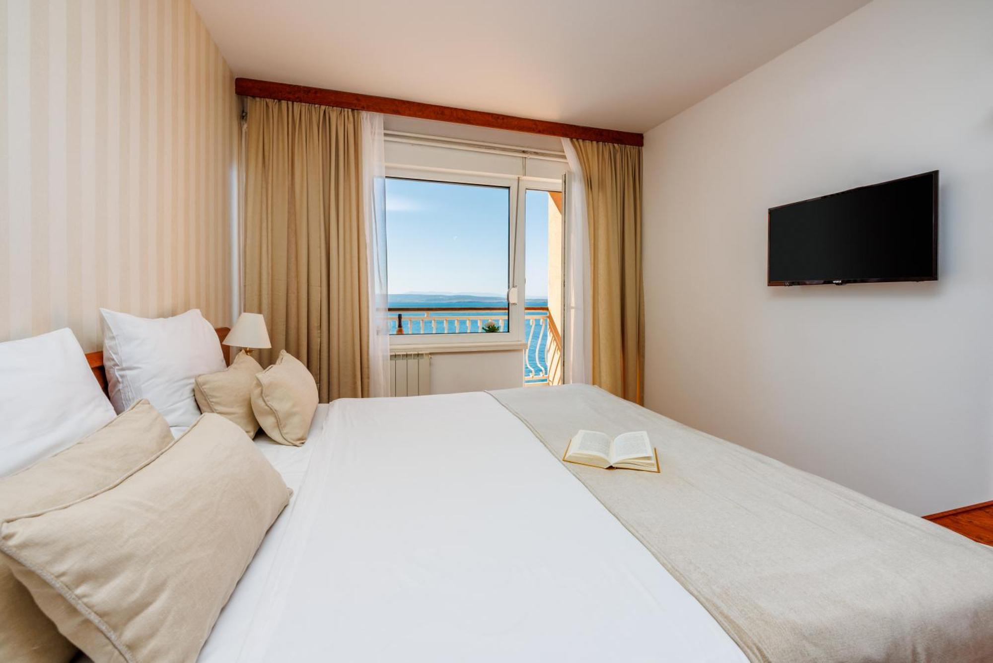 Mediteran Maradiso Hotel By Aminess Crikvenica Dış mekan fotoğraf